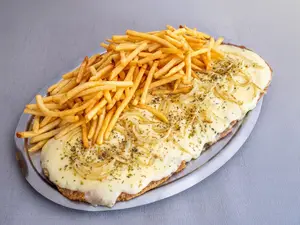 Milanesa fugazzeta gigante