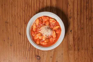Mini ñoquis de papa con pomodoro