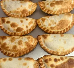 Empanada carne picante