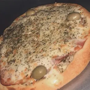 Pizza fugazzeta con panceta