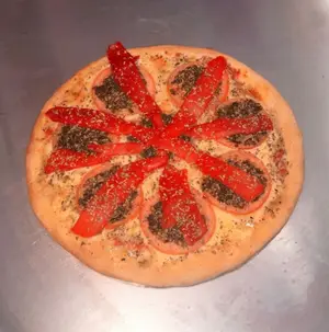 Pizza mozzarella con morrón
