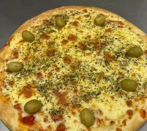 Pizza provolone