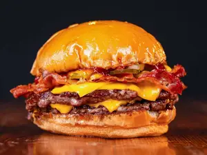 Royale 2.0 con Papas Fritas