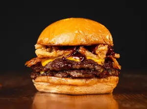 Texas con Papas Fritas