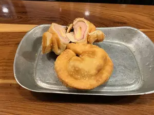 Empanada de jamón y queso frit