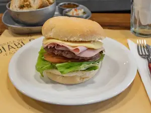 Hamburguesa completa