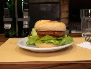 Sándwich de hamburguesa simple
