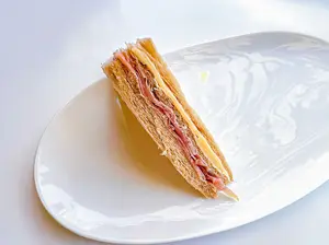Sándwich De Prosciutto