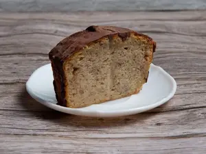 Porción budín de banana