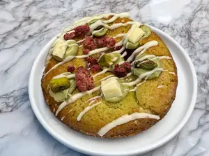Cookie de pistachos y frambuesas