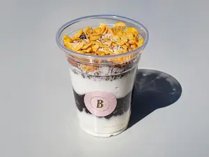 Yogurt natural con granola