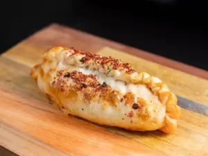 Empanada calabresa