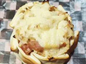 Empanada Pollo A La Crema