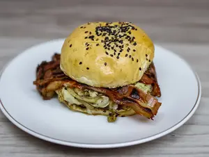 Hamburguesa Fugazzeta Doble