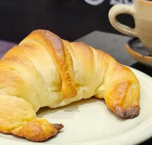Croissant Grande Simple