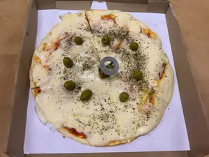 Pizza roquefort y panceta