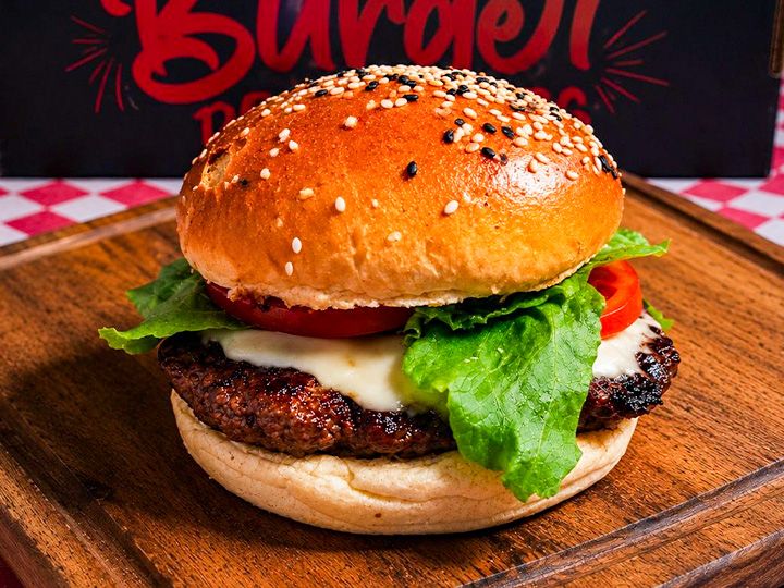 Burger Delicious Pilar