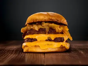 Smoked philly pattie doble