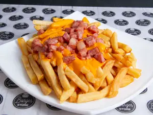 Queso cheddar y bacon