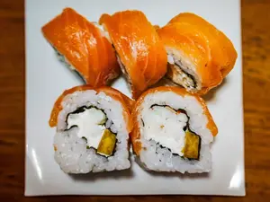 10 piezas. delicia roll