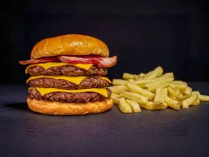 Cheeseburger XL Triple Bacon