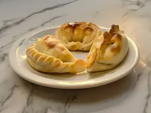 Verdura y salsa blanca