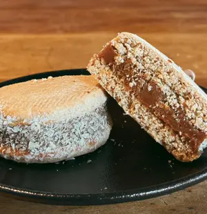 Alfajor harina almendras , ddl