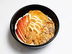 Bowl de yogurt + frutas