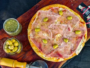 Pizza con jamón