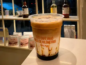 Caramel ice latte