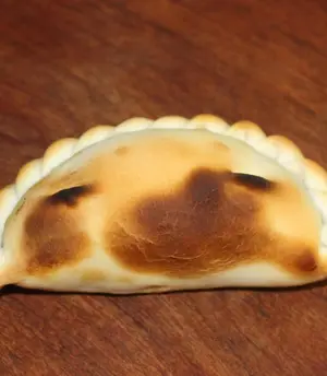 Empanada tucumana al horno