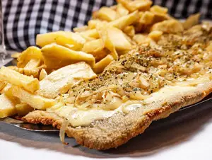 Milanesa fugazzeta gigante