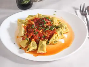Ravioles de osobuco braseado