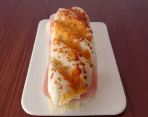 PANINI JAMON Y QUESO