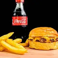 Menu infantil + coca mini