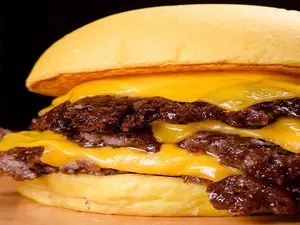 Triple Que Con Papas Fritas