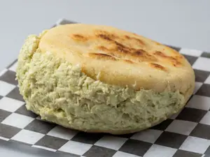 Arepa Reina Pepiada