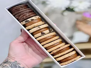 Caja De Alfajores Surtidos X8U