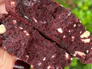 Monster Cookie RED VELVET