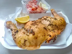 Cuarto d pollo x2 con guarnición
