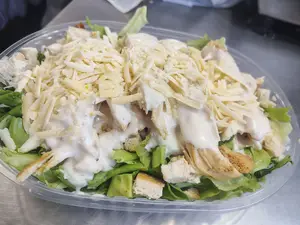 Ensalada caesar con pollo