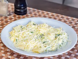 Lasaña con salsa boloñesa