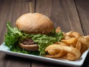Simple con q + fritas