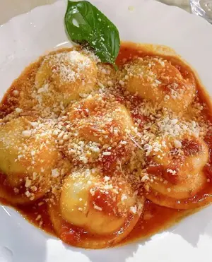 Sorrentinos jam muzza c/bolog