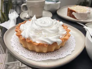 Lemon pie