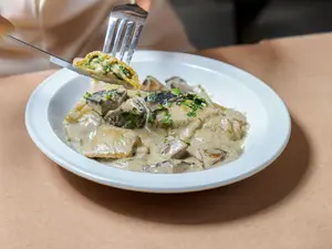 RAVIOLONES