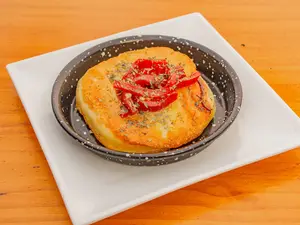 Provoleta con morron