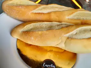 Pan frances fresco x 250 gr