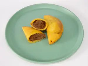 Empanada de carne mechada