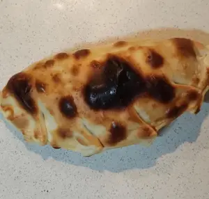 Empanada de Pollo Clásica